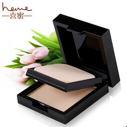 臺灣進(jìn)口heme喜蜜輕透光柔焦CC蜜粉餅 遮瑕滋潤6g